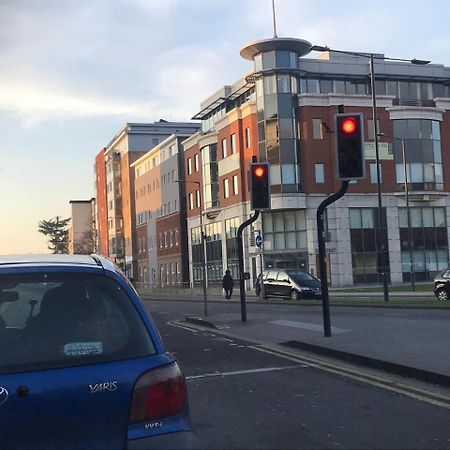 Easystay Slough Central Free Parking Exterior photo